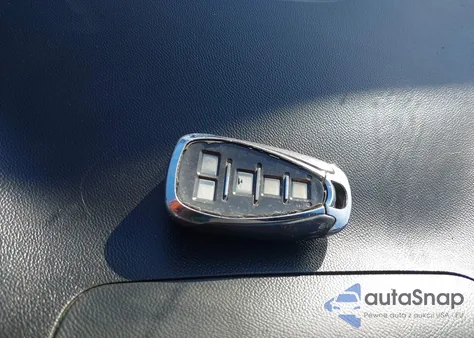 2019 Chevrolet Malibu Lt z USA, uszkodzony, nr VIN 1G1ZD5ST7KF195121